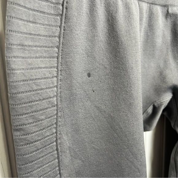 GymShark Women Athletic Leggings Size Small Gray Workout Training F5 - Picture 2 of 4
